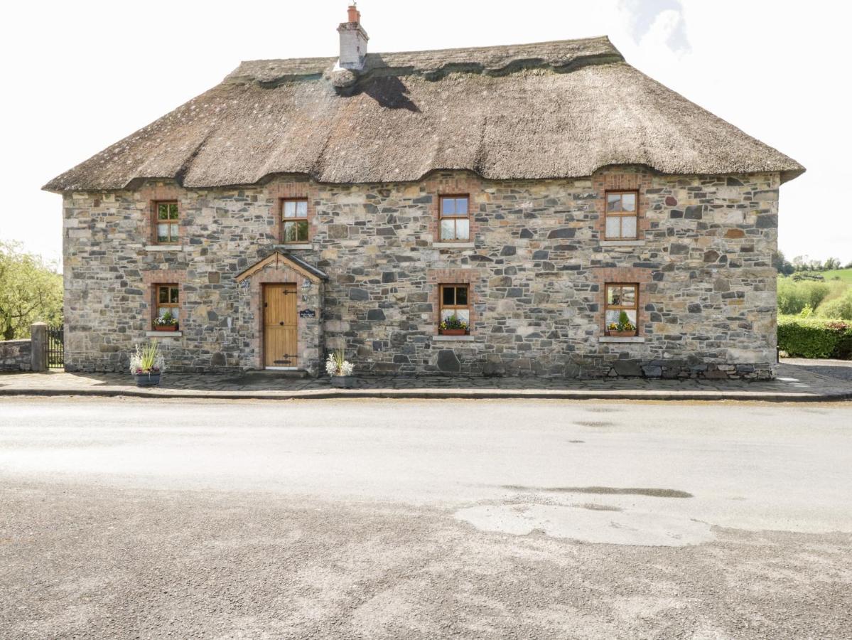 An Maide Ban Villa Cootehill Eksteriør bilde