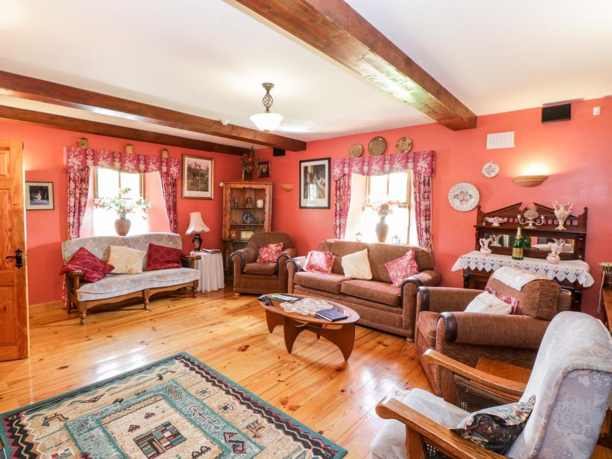 An Maide Ban Villa Cootehill Eksteriør bilde