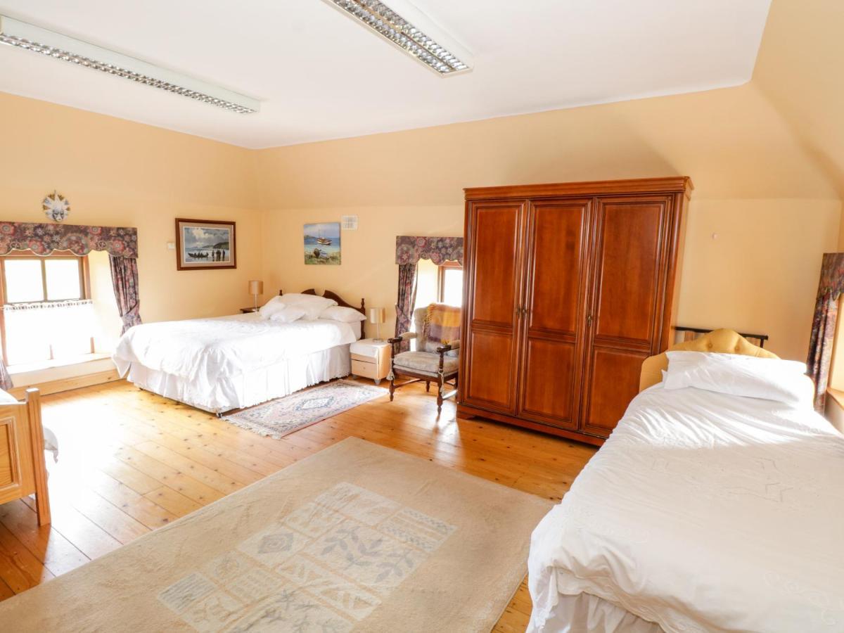 An Maide Ban Villa Cootehill Eksteriør bilde